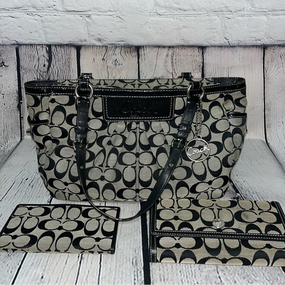 ✅SOLD✅ Vintage Y2K Coach Signature East West Gallery Tote W/ Wallets Set - Picture 1 of 17